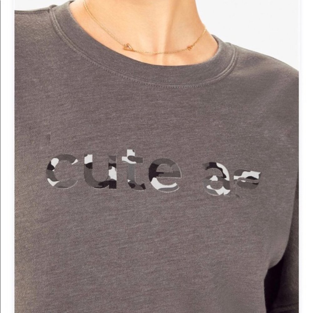 NWT Fabletics STACEY PULLOVER - Picture 2 of 6